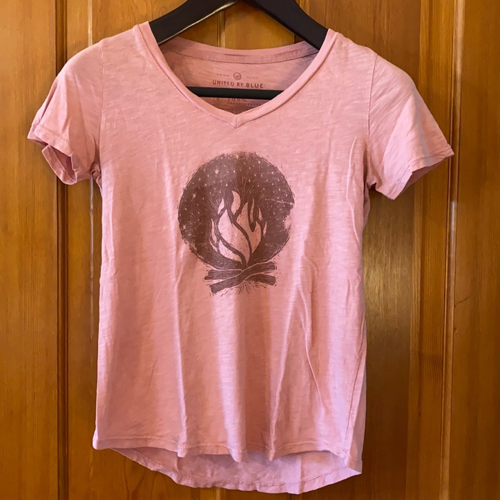 United by Blue | T-shirt w campfire - 2 for $15